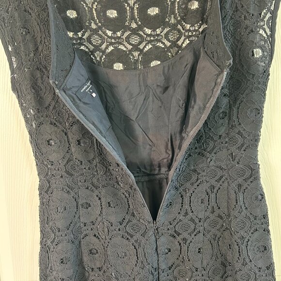 Nanette Lepore Dress Black Lace Overlay Sheath Cap Sleeve SZ8 Cocktail Party - Picture 7 of 10